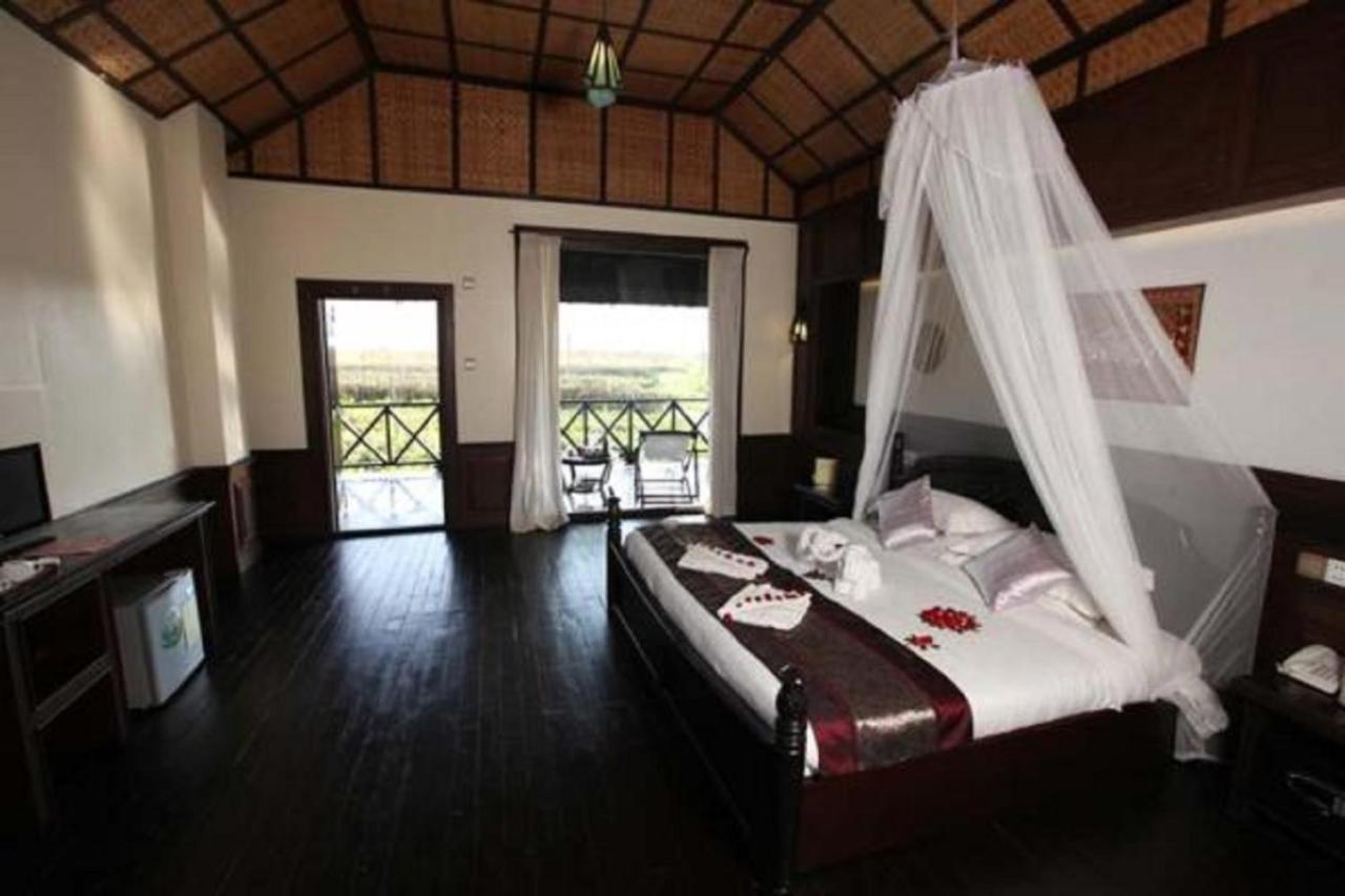 Sky Lake Inle Resort Inle Lake Exteriör bild